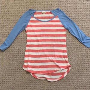 Long sleeved t-shirt